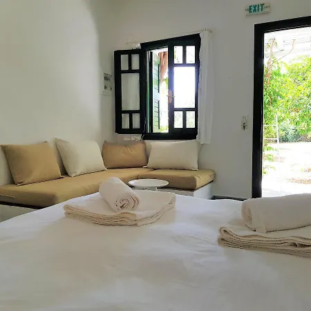 Andromeda Hotel Exámbela